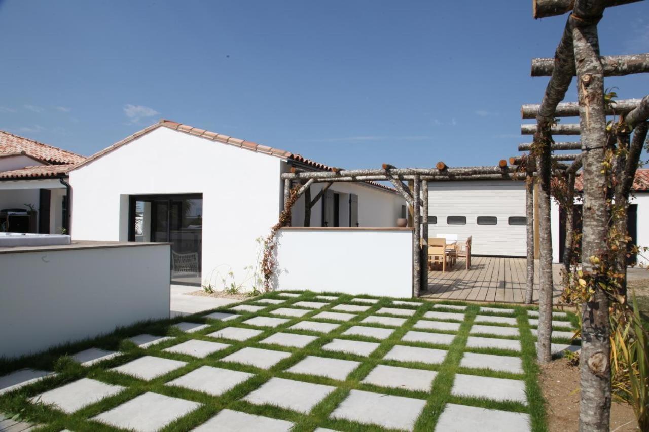 Villa La Sardane B&B Le Plomb Екстер'єр фото